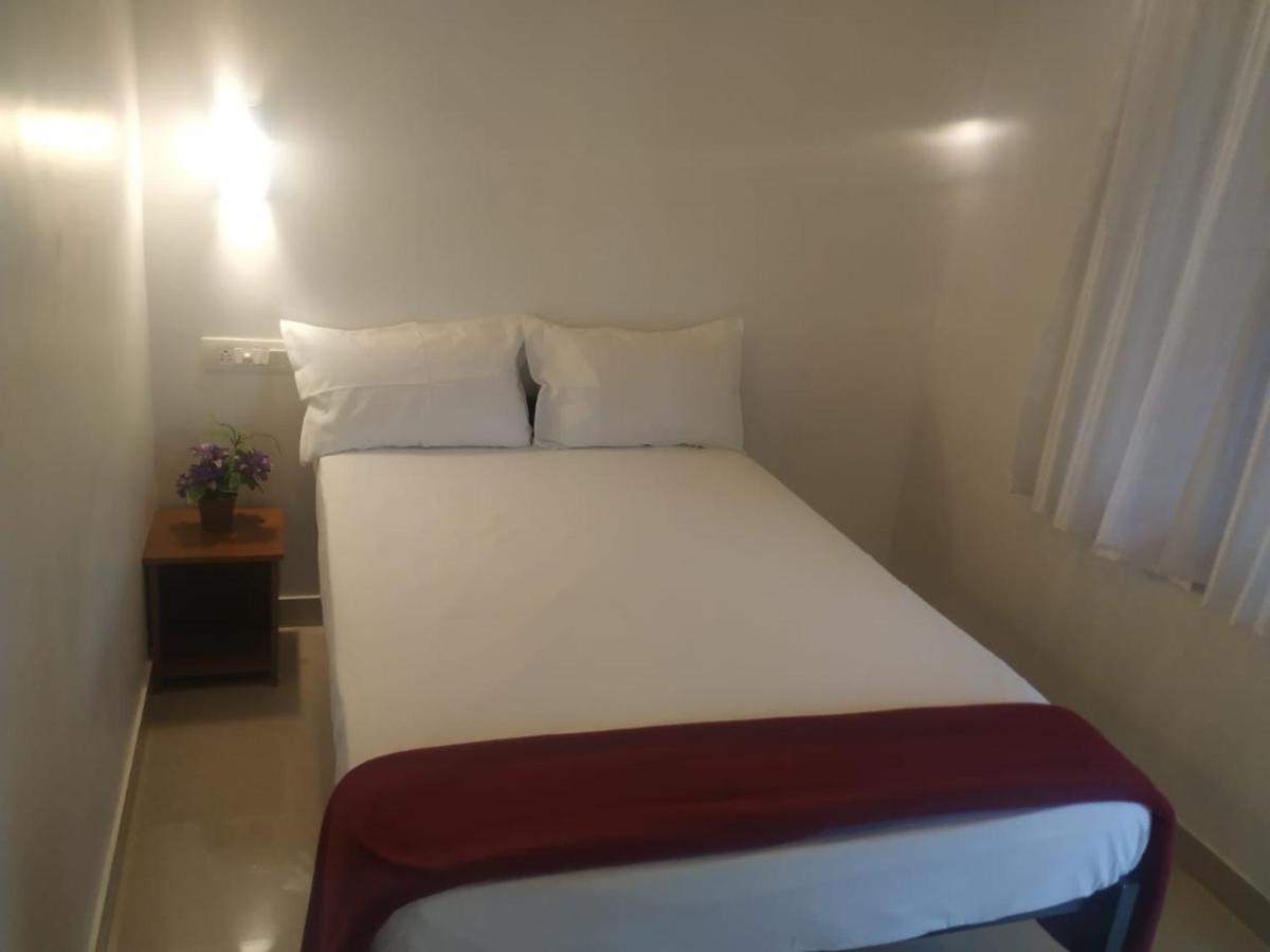 Vintage Inn Homestay チェライ・ビーチ エクステリア 写真